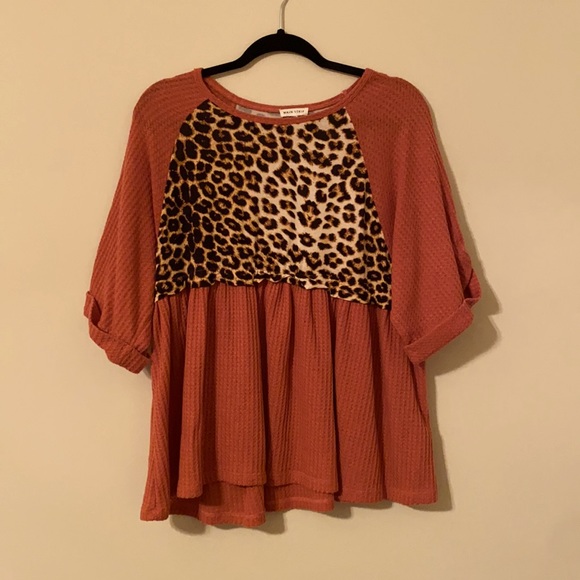 Casual Rust/Orange and Leopard Top 3/4 Length Sleeve - Picture 1 of 1
